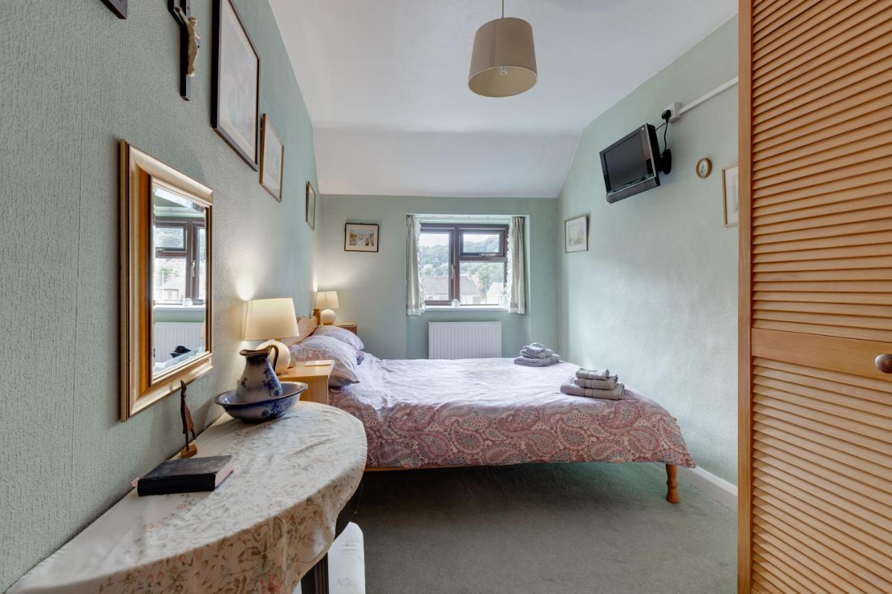 Charming Historical Cottage In Scarborough Bagian luar foto